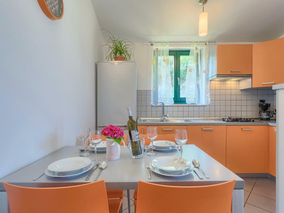 Garden Apartment Pjescana Uvala Exterior photo