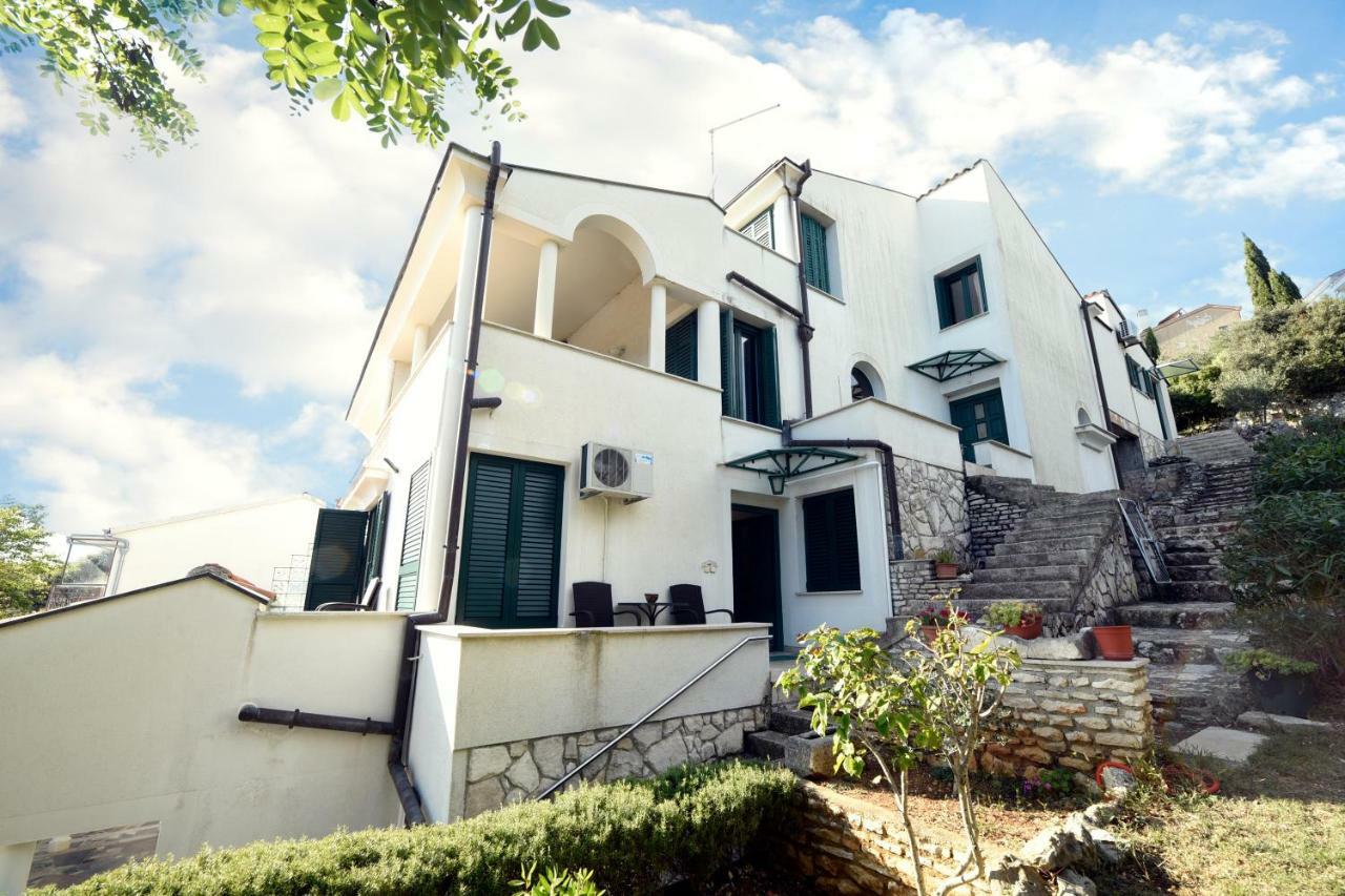 Garden Apartment Pjescana Uvala Exterior photo